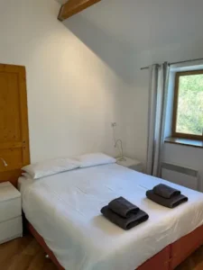 La-Bergerie-bedroom-1